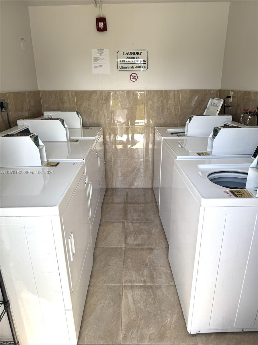 LA FUENTE CONDO - Residential