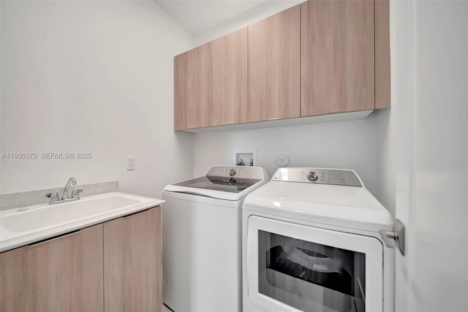 MARINA LANDINGS - Residential