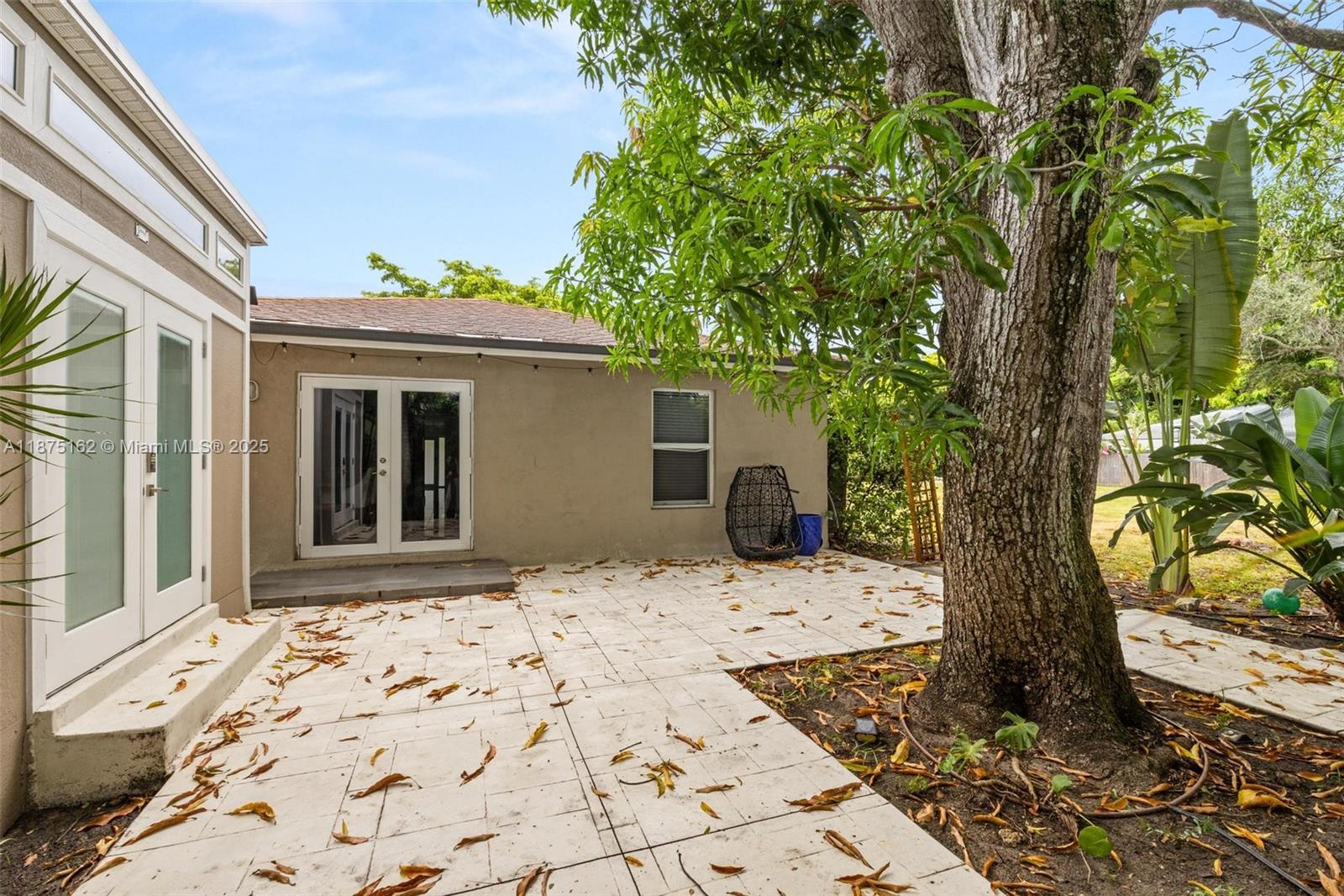 IRONS MANOR 2ND ADDN - Residential