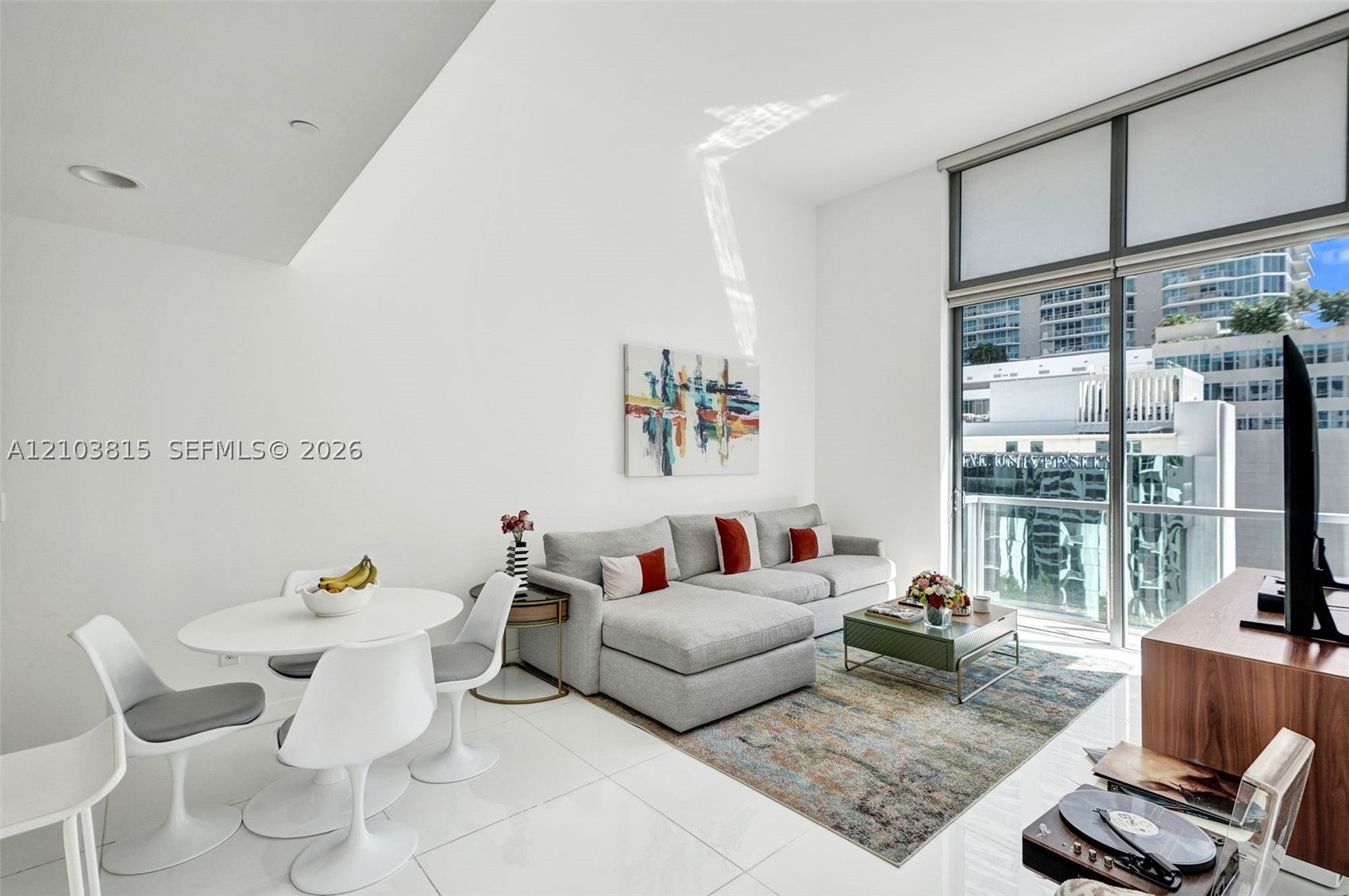1060 Brickell Ave 1207
