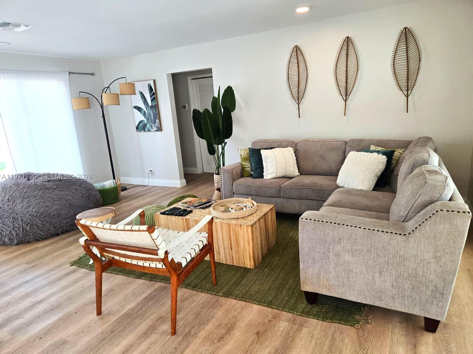 LAKE PLACID - Residential