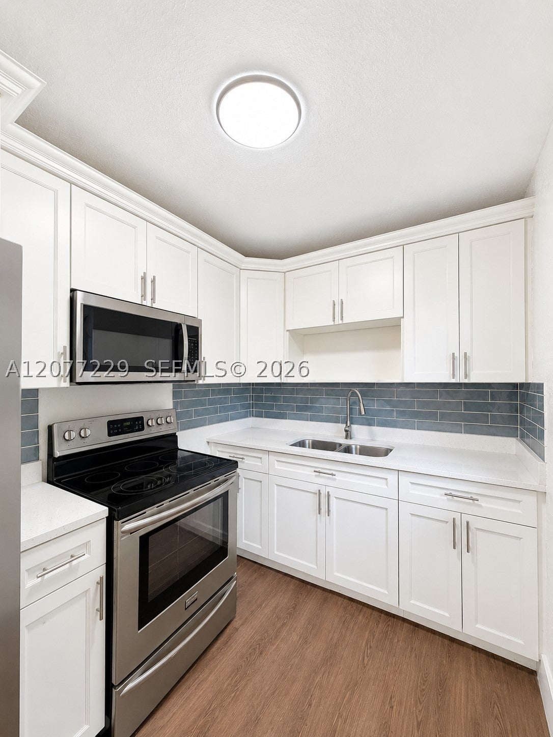3380 NW 8th St