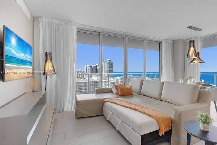4010 S Ocean Dr R2001