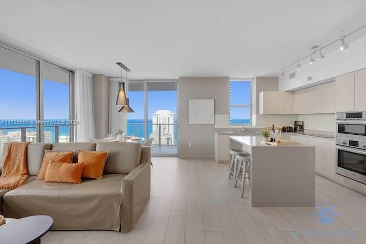 4010 SOUTH OCEAN CONDO - Residential