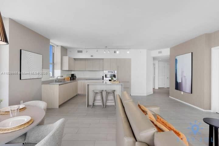 4010 SOUTH OCEAN CONDO - Residential