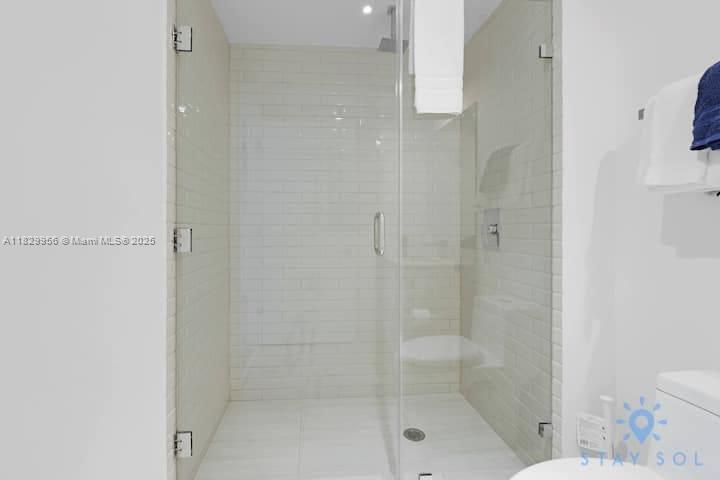 4010 SOUTH OCEAN CONDO - Residential