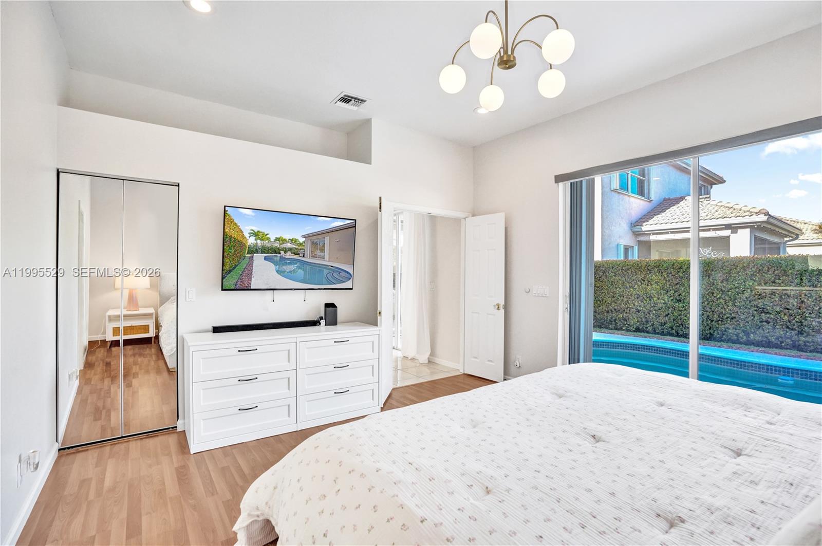 HOLIDAY SPRINGS EAST - Residential Lease