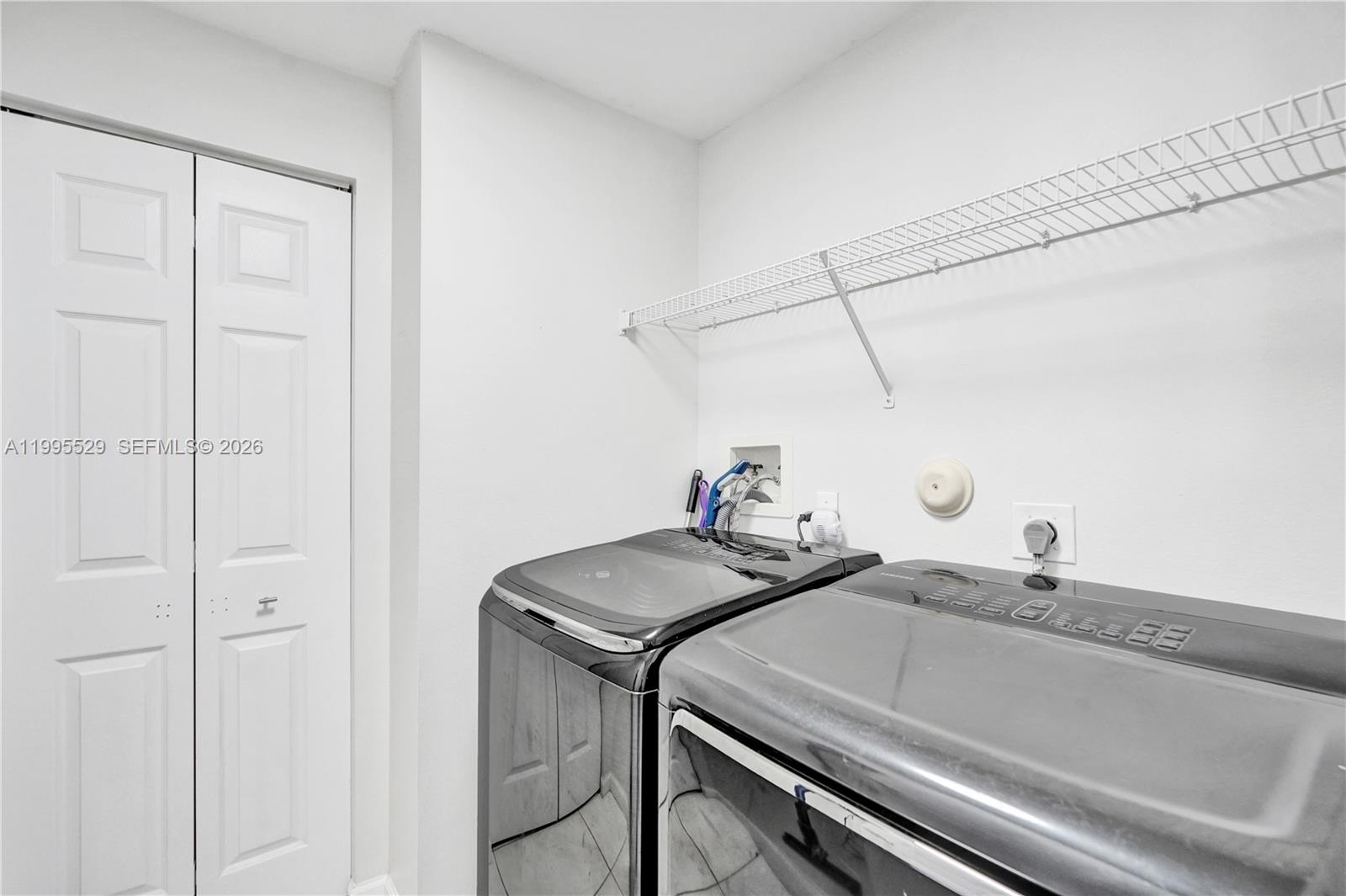 HOLIDAY SPRINGS EAST - Residential Lease