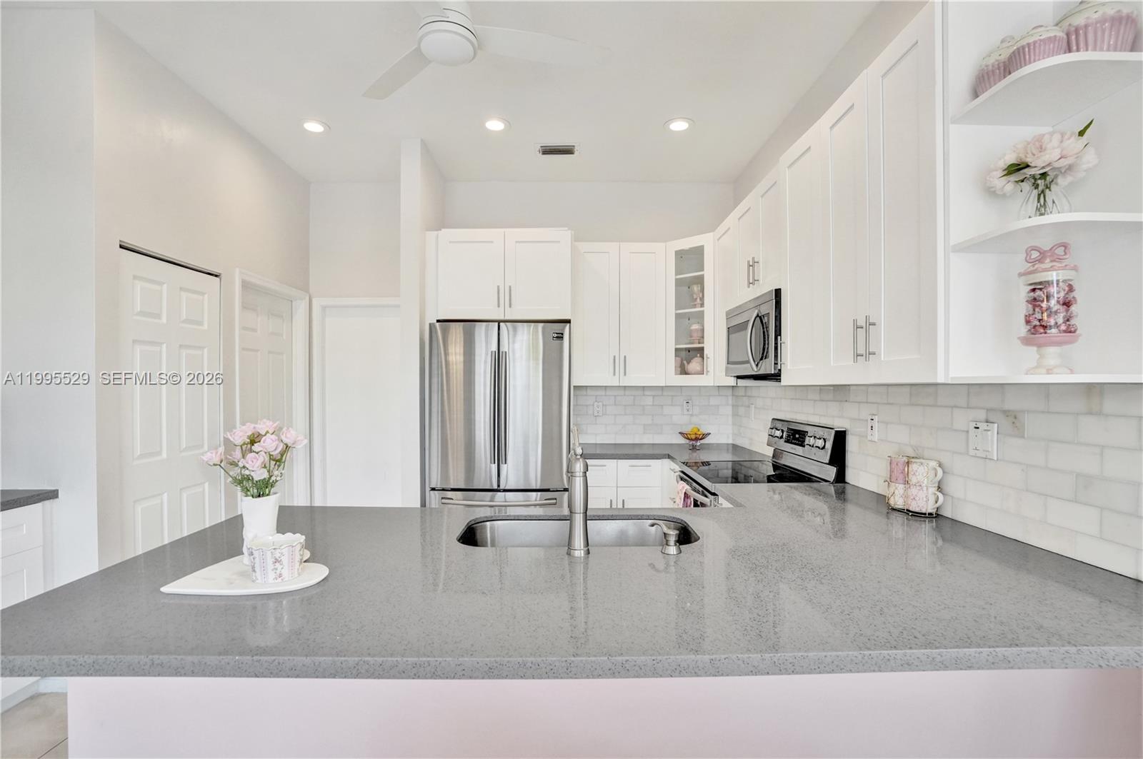 HOLIDAY SPRINGS EAST - Residential Lease