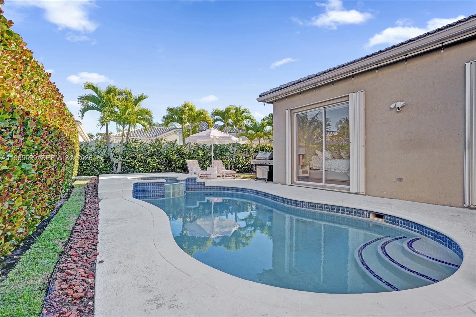 HOLIDAY SPRINGS EAST - Residential Lease