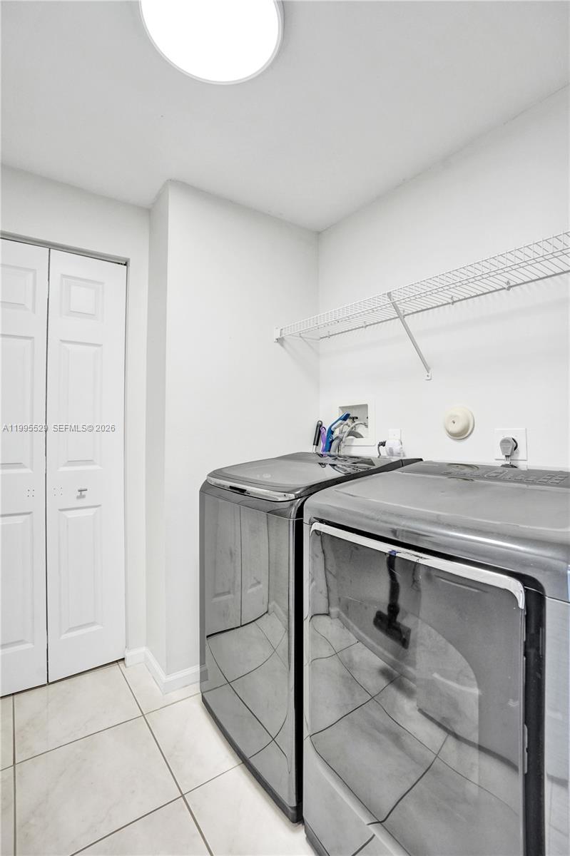 HOLIDAY SPRINGS EAST - Residential Lease