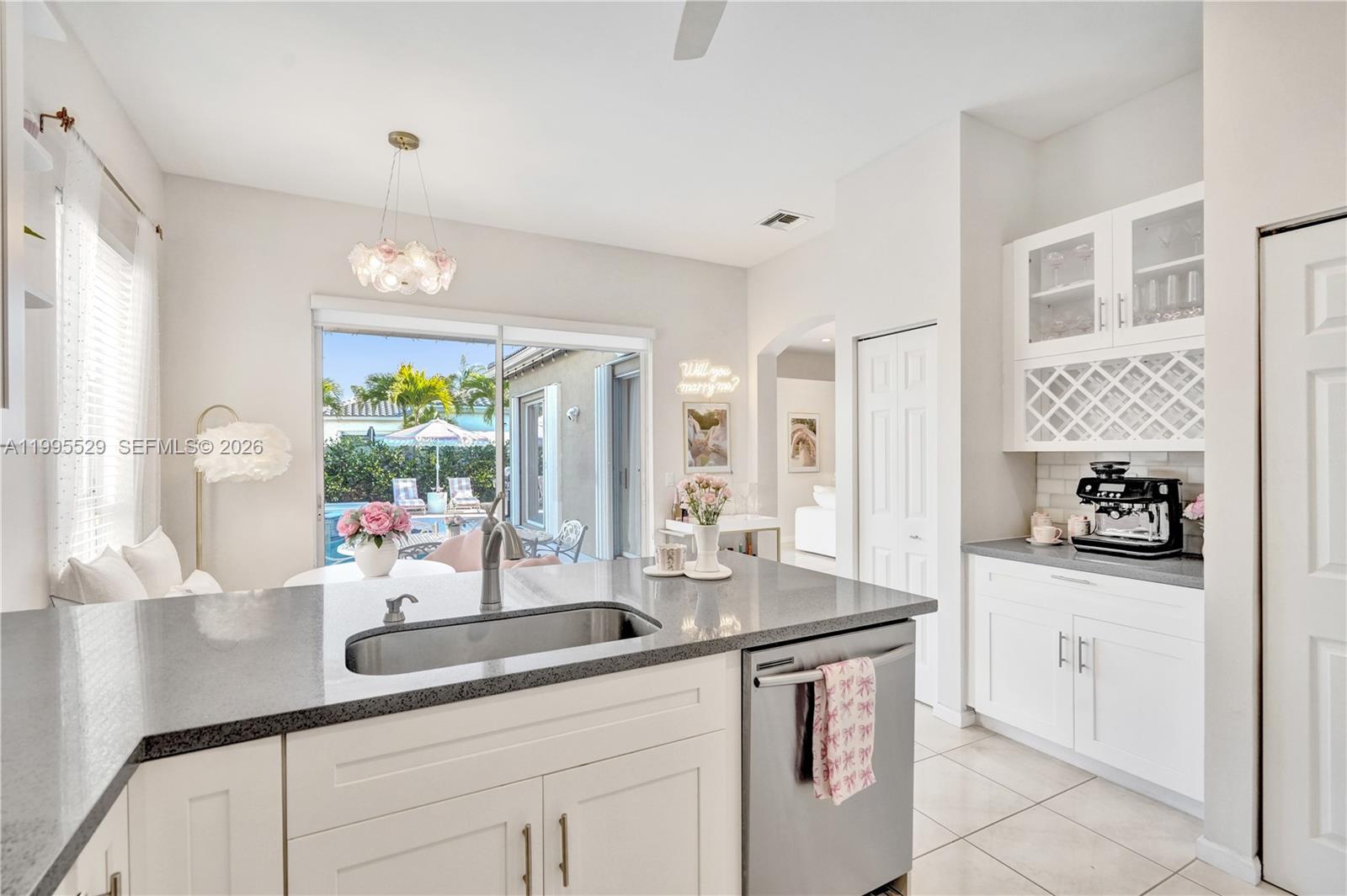 HOLIDAY SPRINGS EAST - Residential Lease