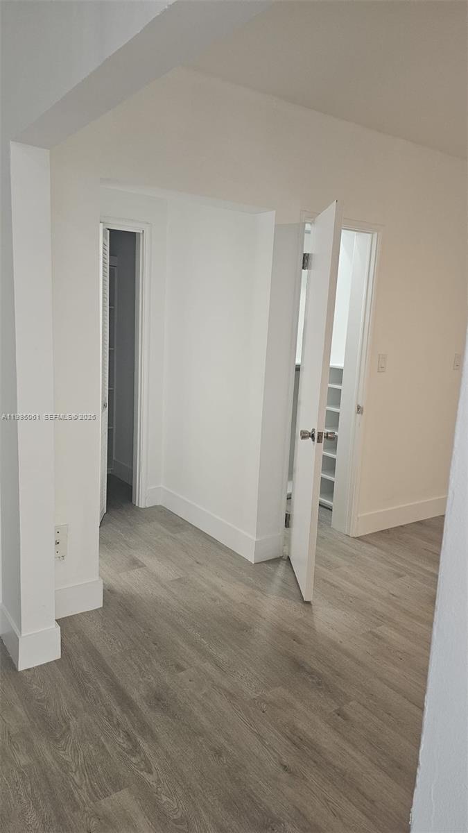 LINCOLN ROAD VILLAS SOUTH - Residential Lease