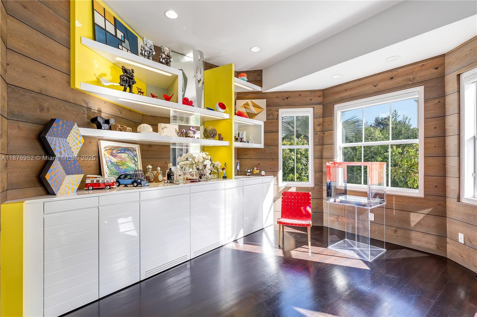 BARBARA PARK - Residential