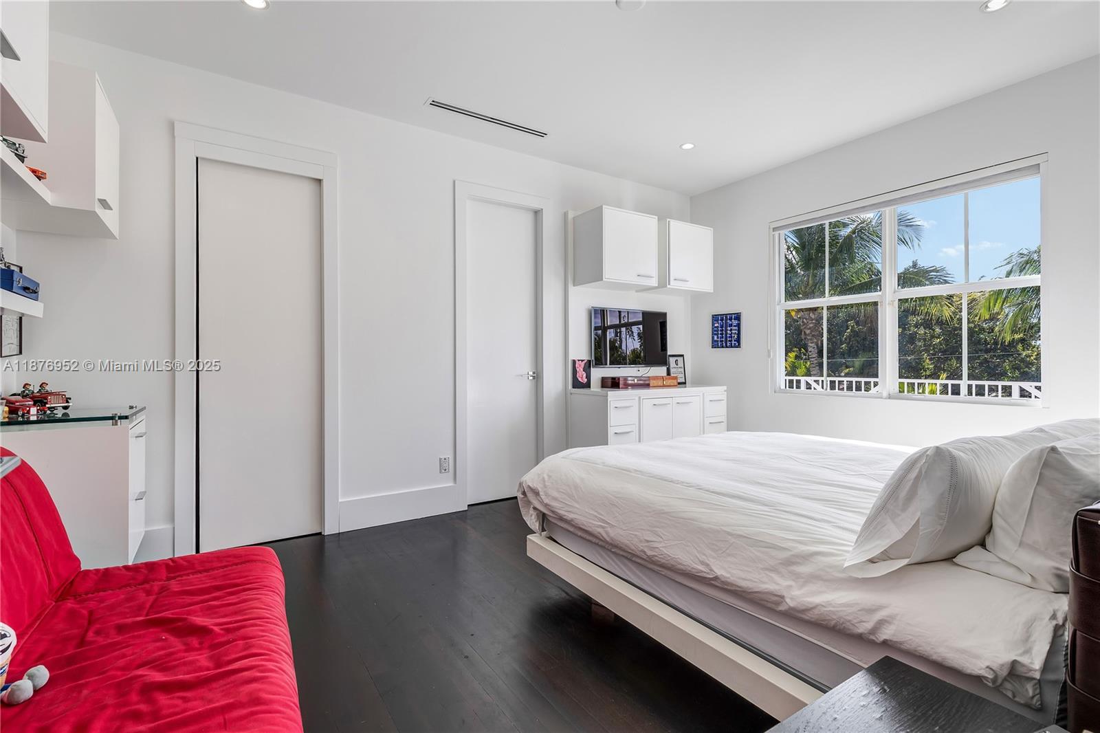 BARBARA PARK - Residential