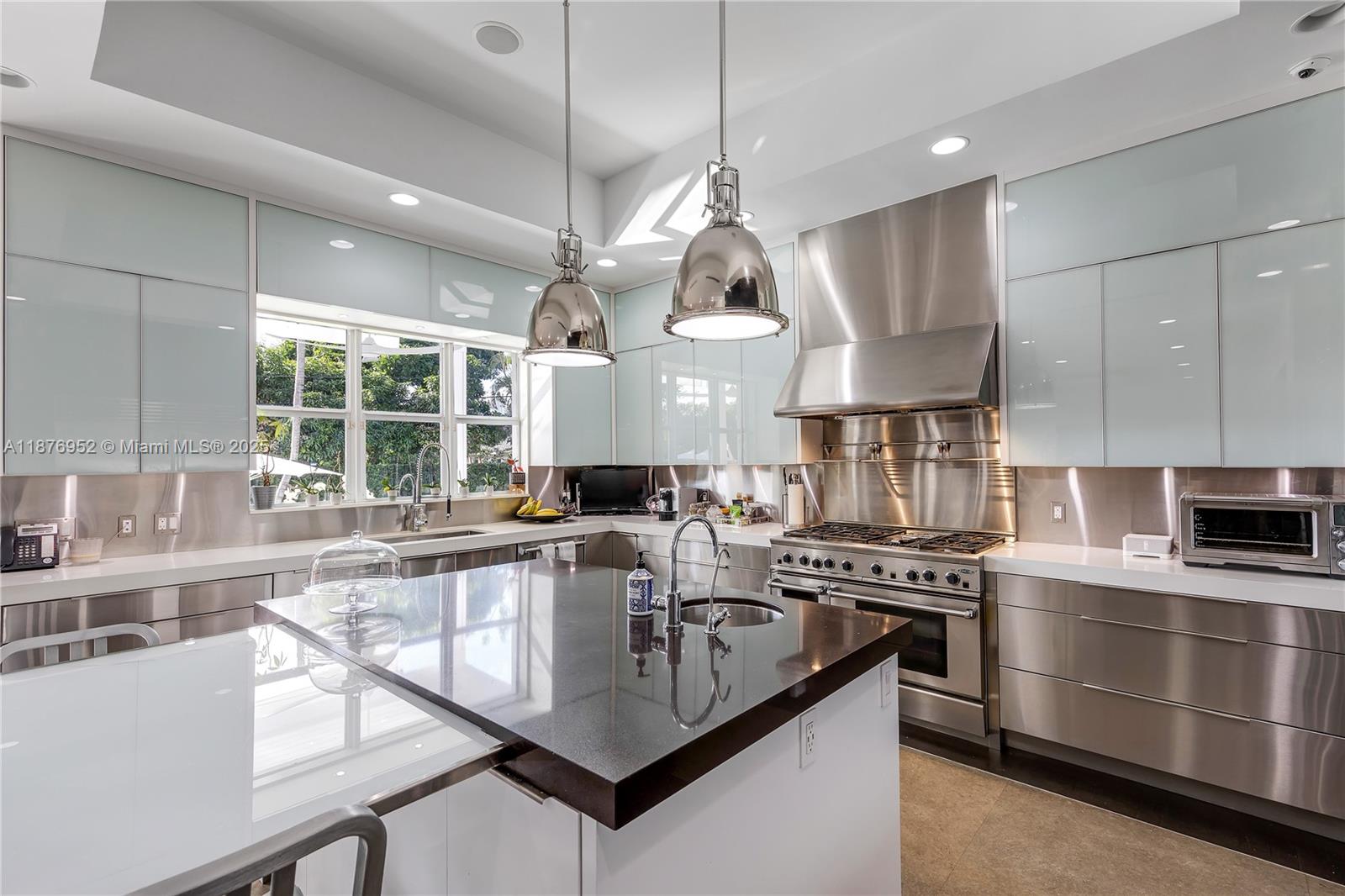 BARBARA PARK - Residential