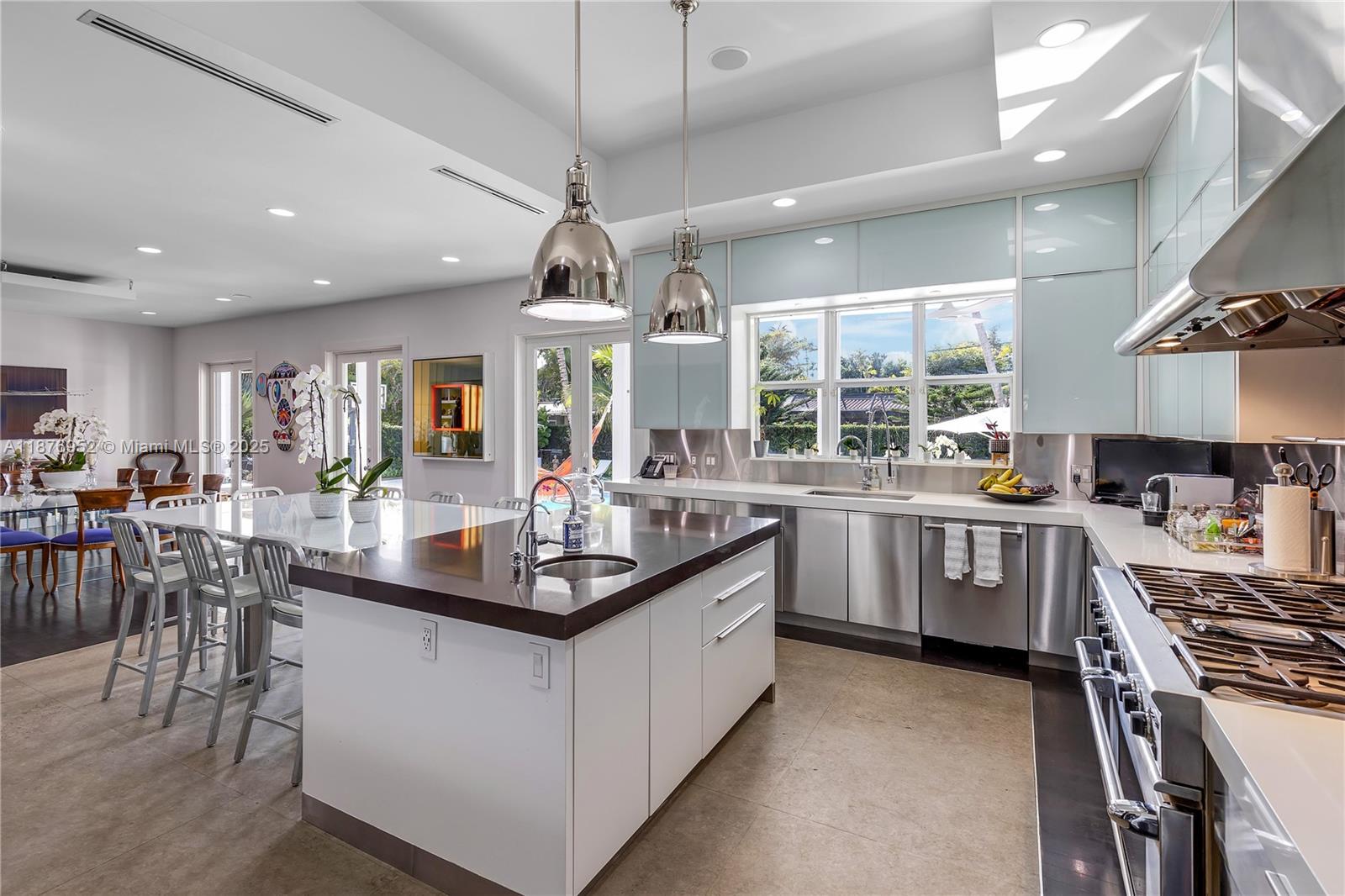 BARBARA PARK - Residential