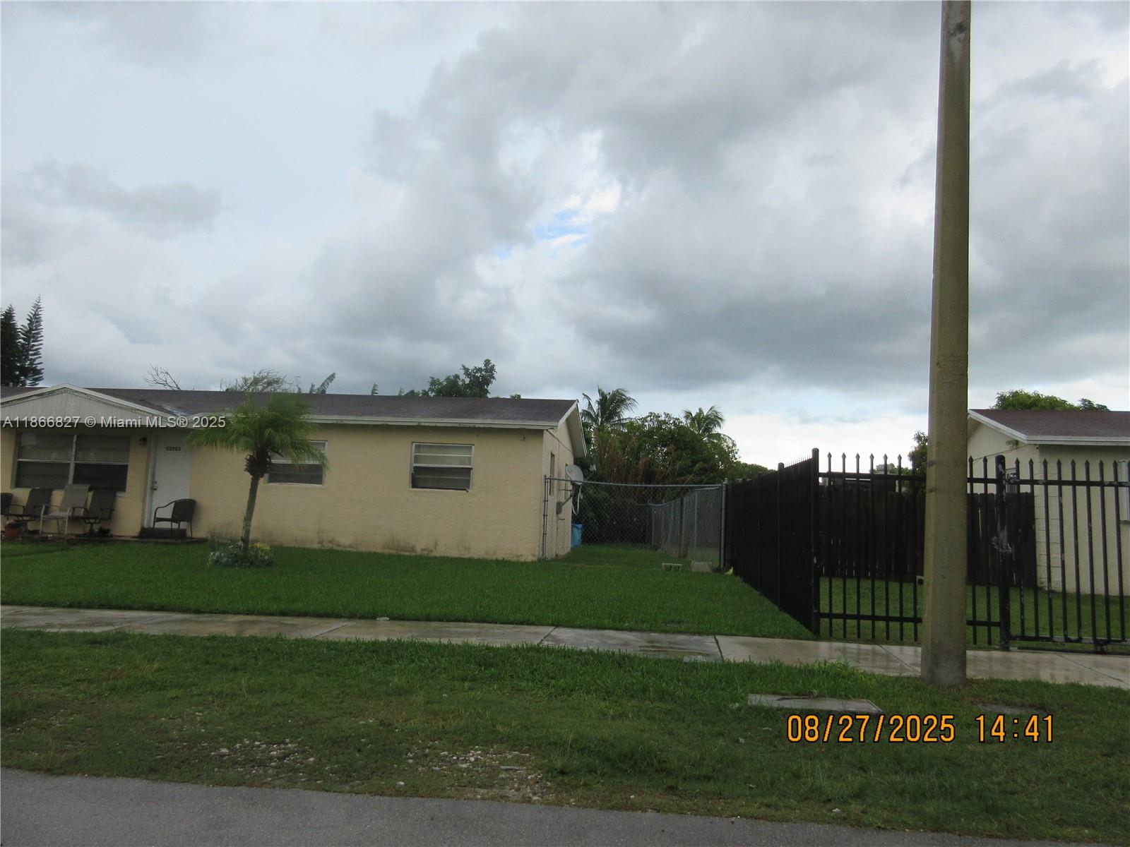 Single family home, 4 bedrooms 2 baths big back yard, selling in as is conditions, tenant must stay 2 months after closing, owner financing available with 25% down at 7.5%interest annually call listing agent 24 hours in advance for showing
