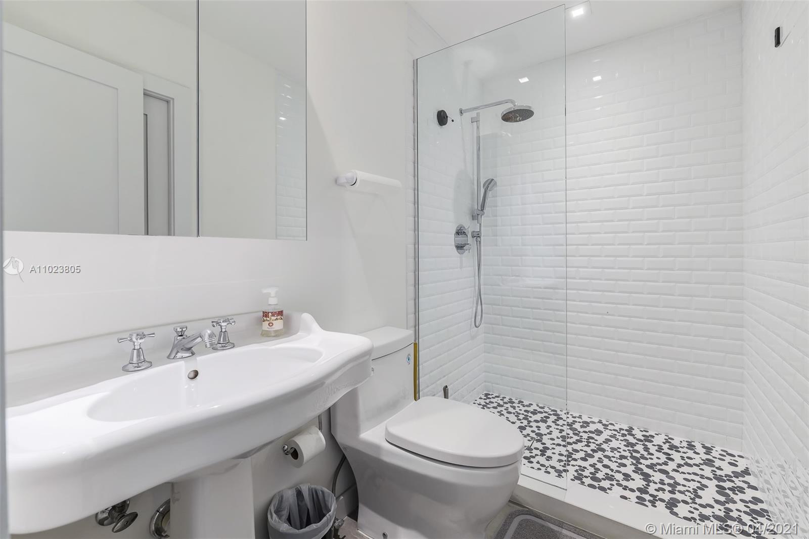 C GABLES RIVIERA SEC 12 - Residential