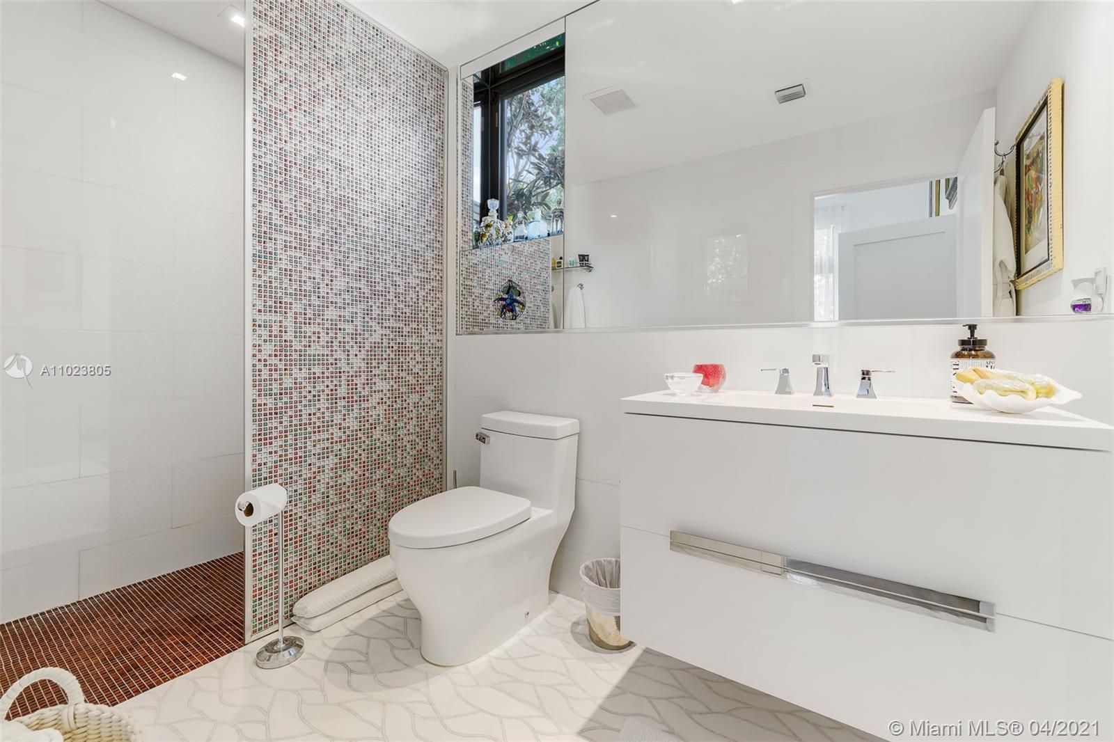 C GABLES RIVIERA SEC 12 - Residential