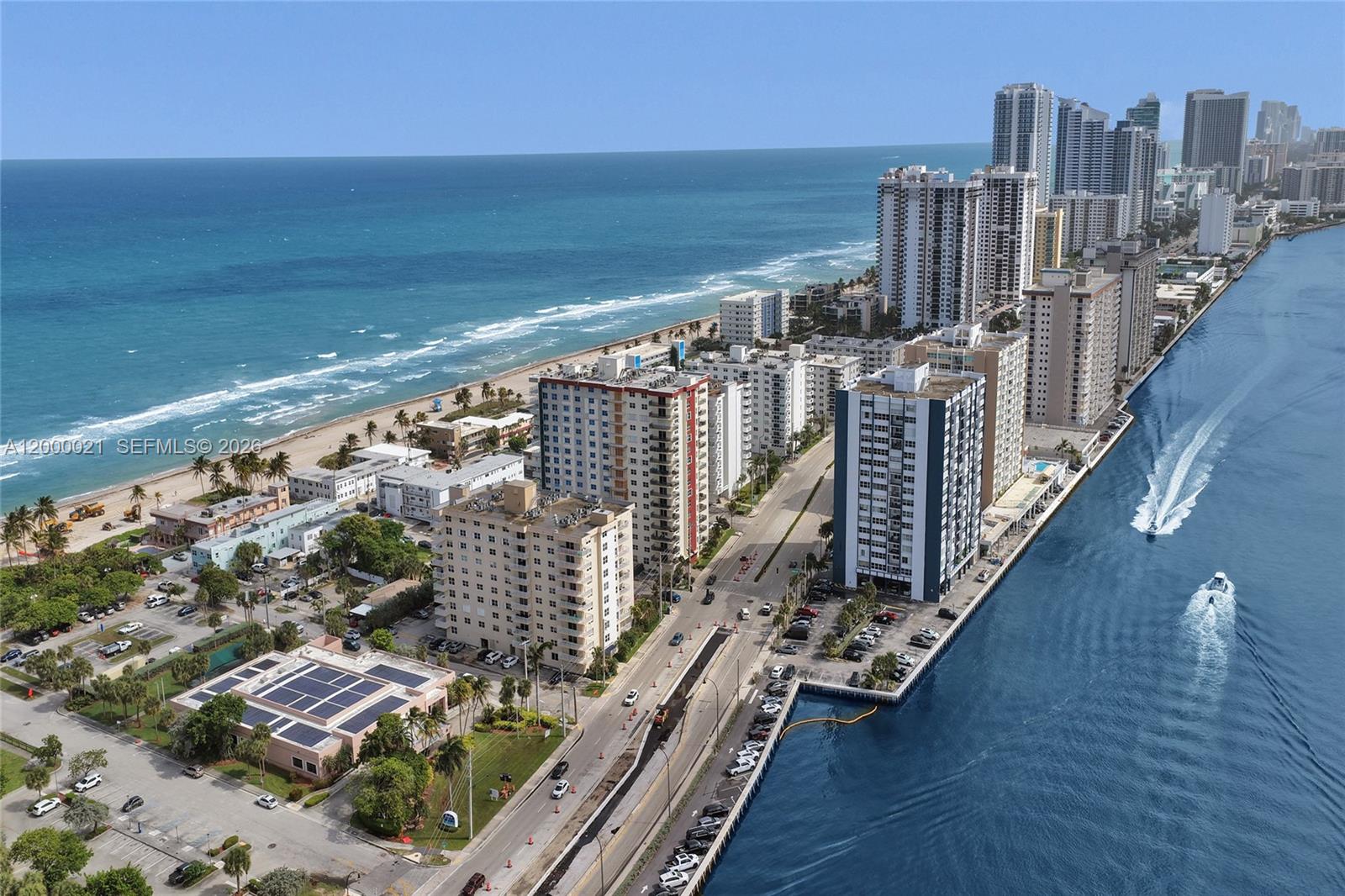 STRATFORD TOWERS CONDO - Residential