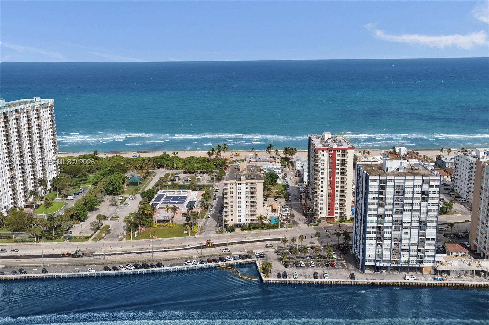 STRATFORD TOWERS CONDO - Residential