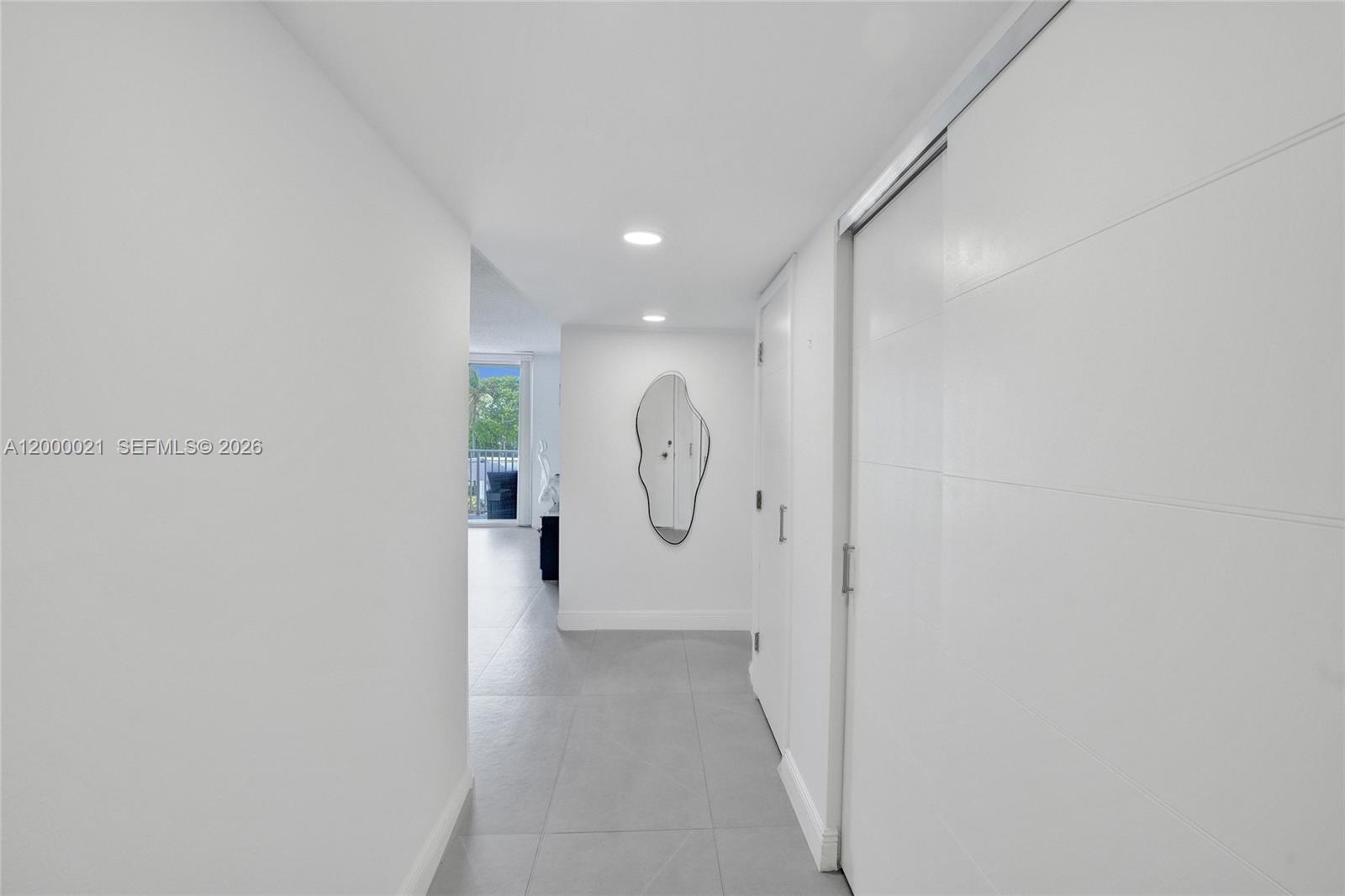 STRATFORD TOWERS CONDO - Residential