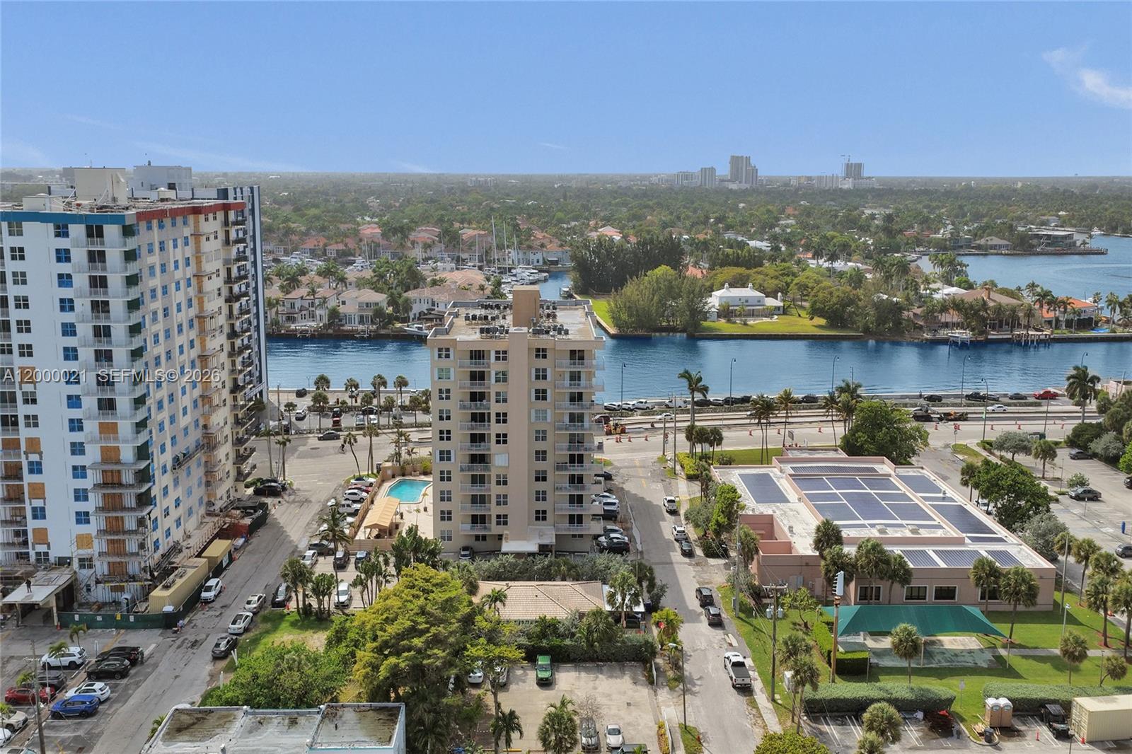 STRATFORD TOWERS CONDO - Residential