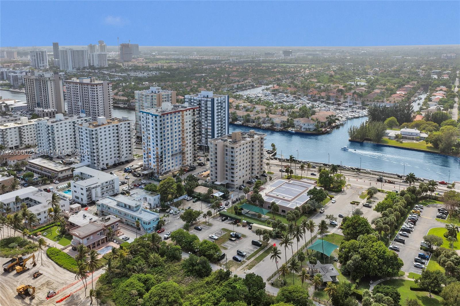 STRATFORD TOWERS CONDO - Residential