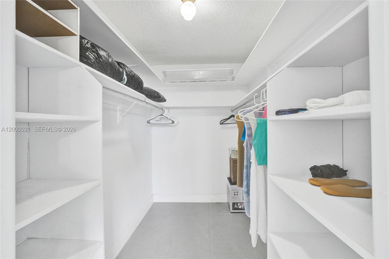 STRATFORD TOWERS CONDO - Residential