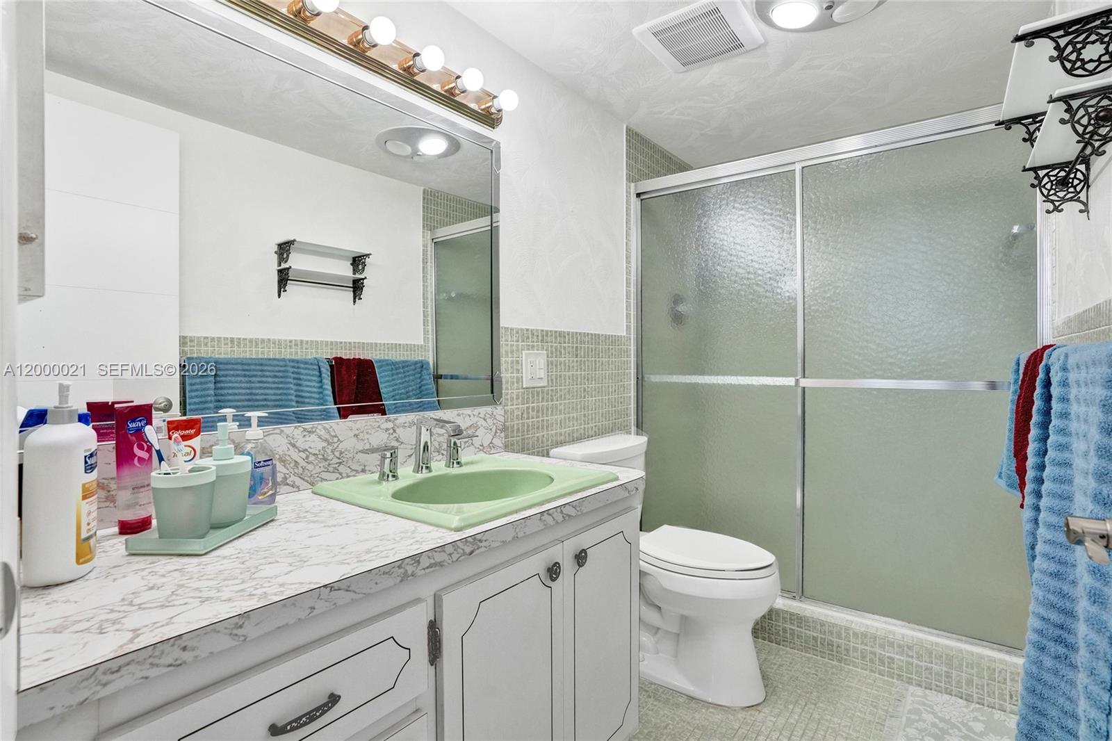 STRATFORD TOWERS CONDO - Residential