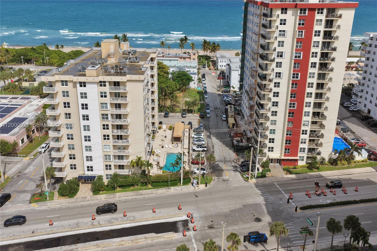 STRATFORD TOWERS CONDO - Residential