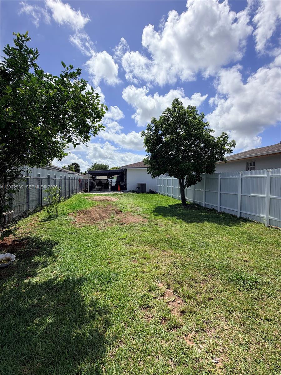 GREENWOOD VILLAS - Residential