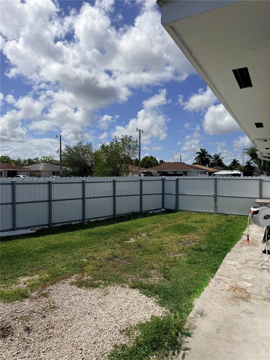 GREENWOOD VILLAS - Residential