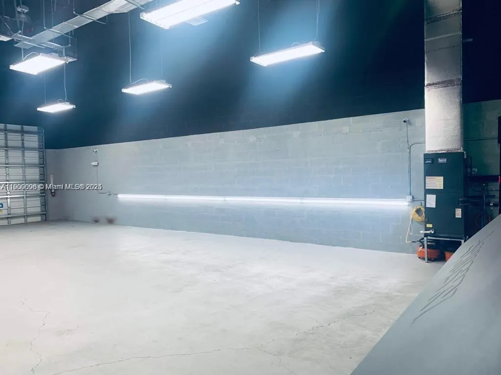 Miami Gardens, Florida 33169, United States, ,Residential,Active,239083