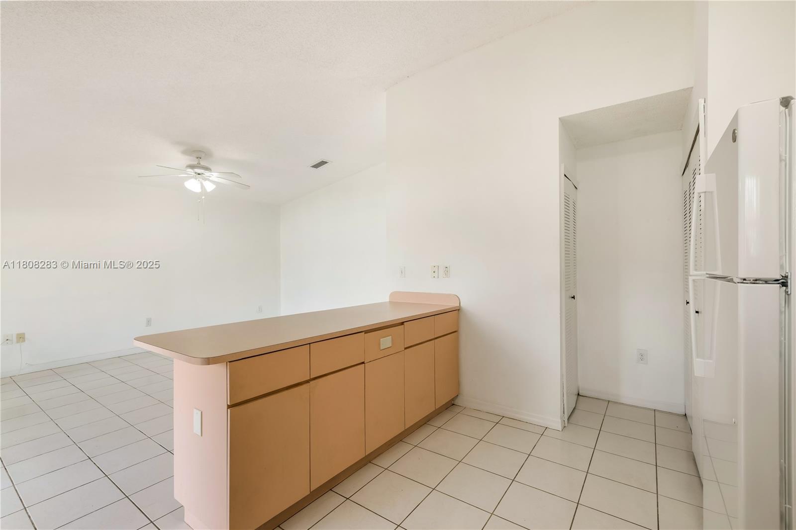 SUPERIOR HOMES ESTATES 1S - Residential Lease