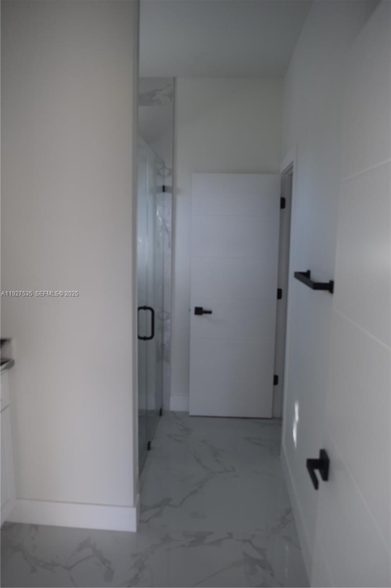UNIT 10 BLK 87 PB 15 PG 68 - Residential