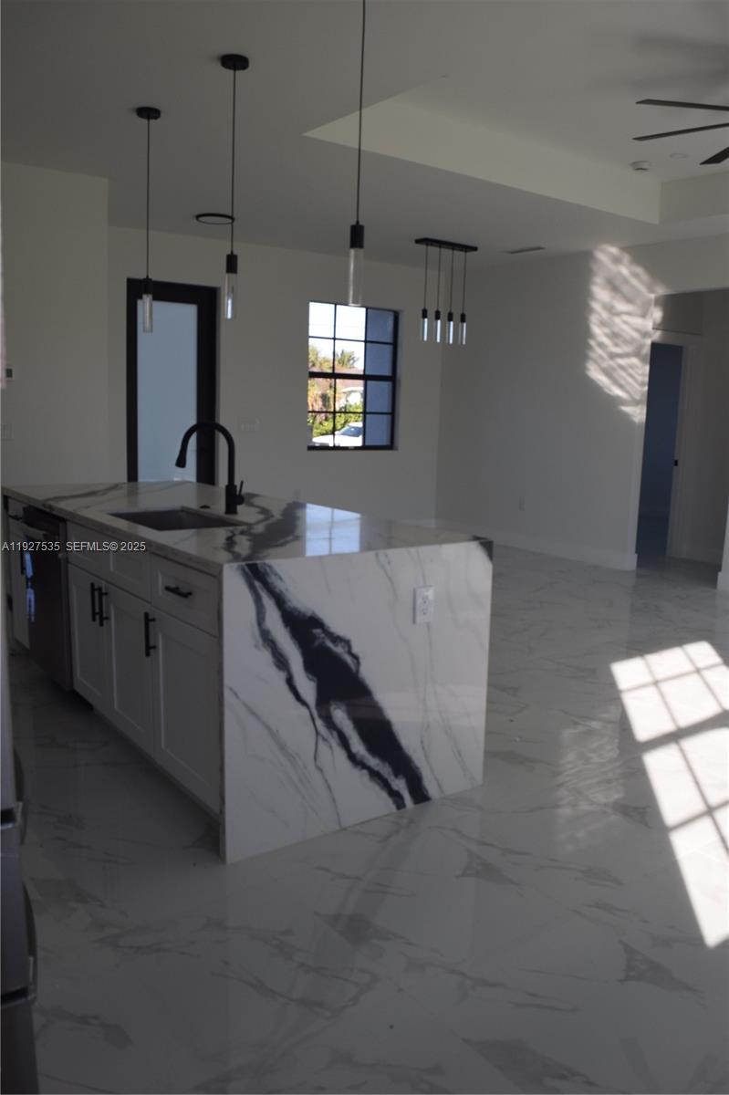 UNIT 10 BLK 87 PB 15 PG 68 - Residential