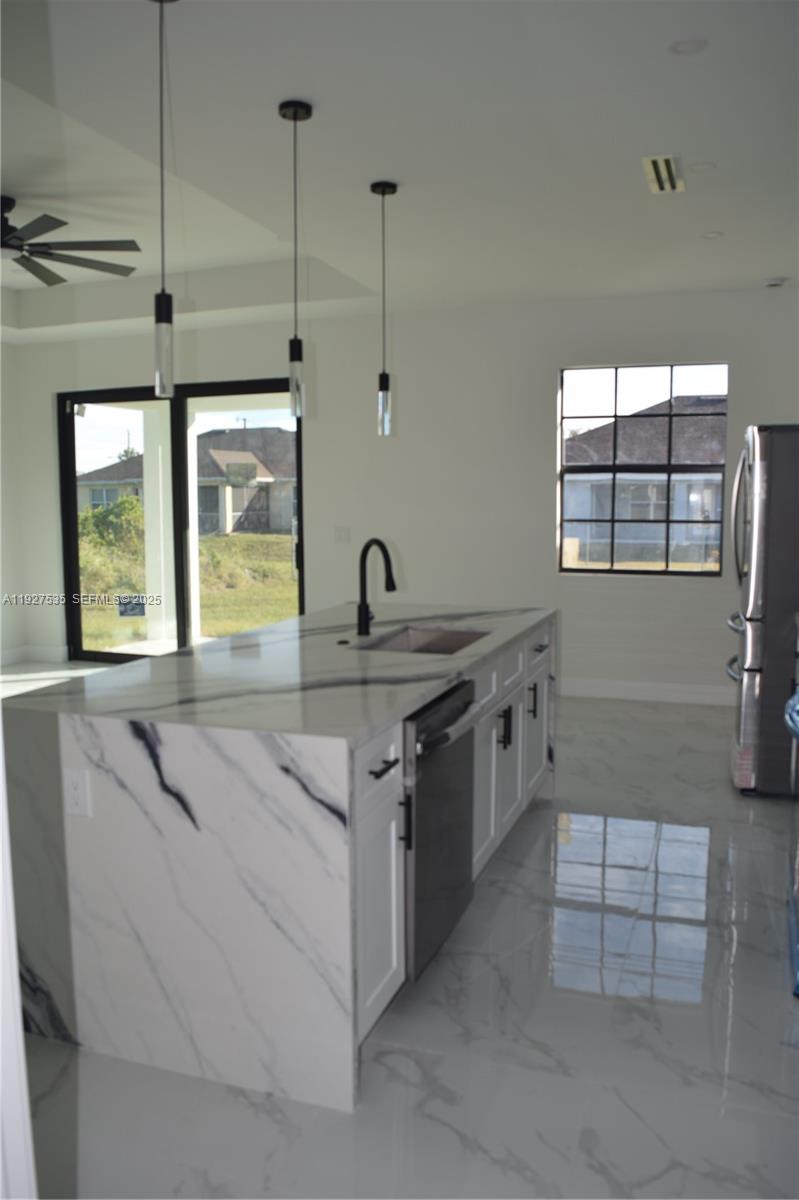 UNIT 10 BLK 87 PB 15 PG 68 - Residential