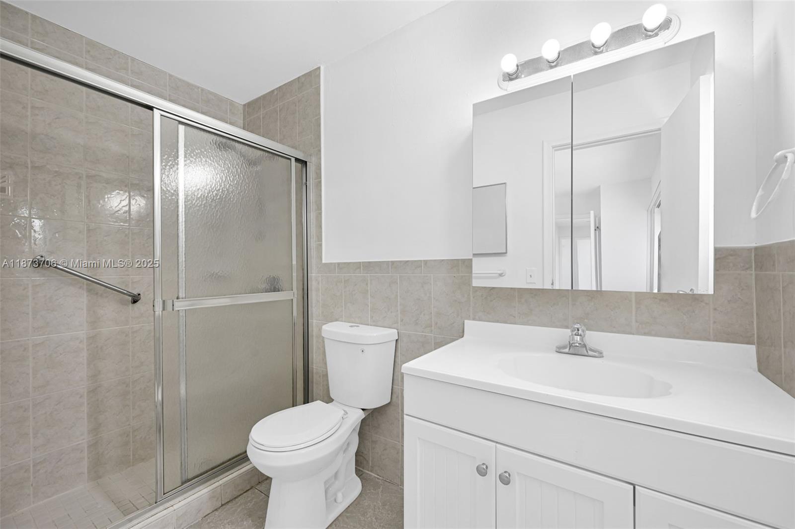 SUNRISE GOLF VILLAGE SEC - Residential