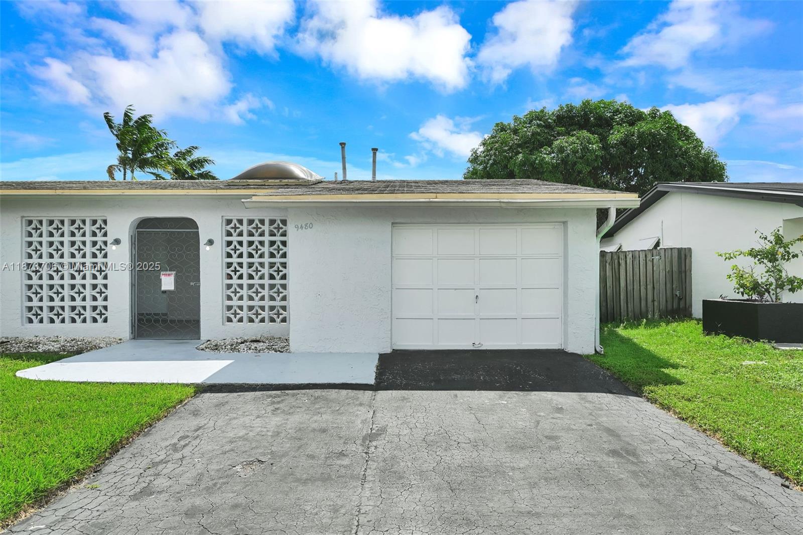 SUNRISE GOLF VILLAGE SEC - Residential