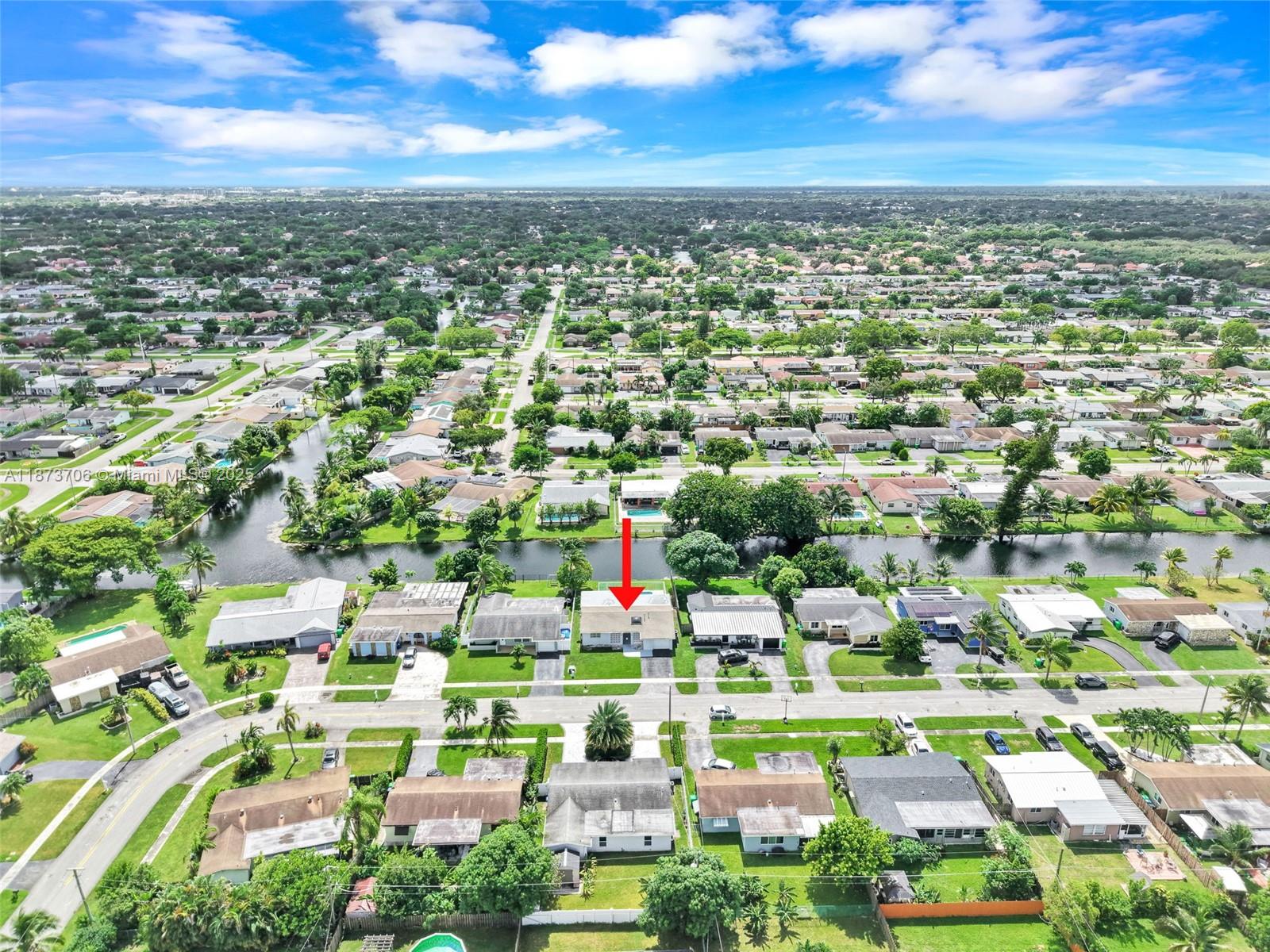 SUNRISE GOLF VILLAGE SEC - Residential