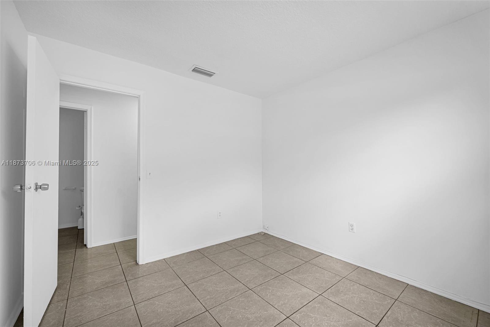 SUNRISE GOLF VILLAGE SEC - Residential