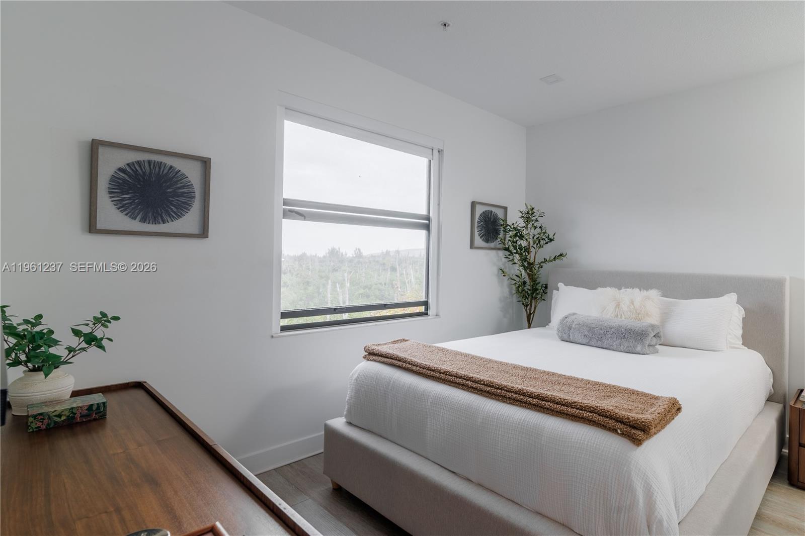 APEX AT PARK CENTRAL COND - Residential