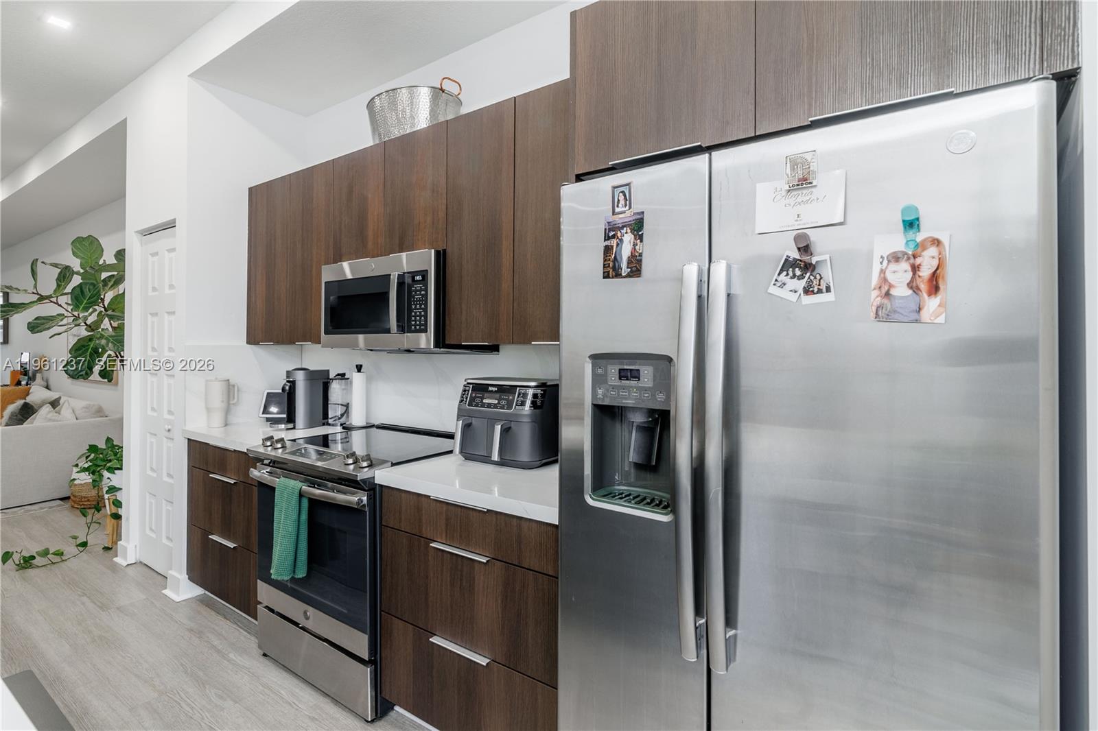 APEX AT PARK CENTRAL COND - Residential