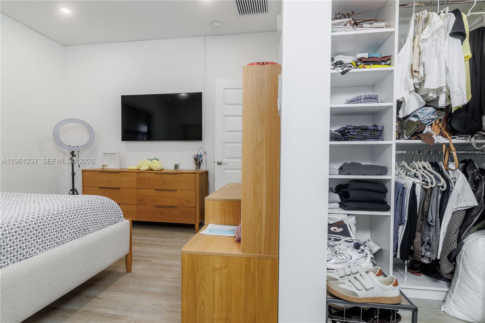 APEX AT PARK CENTRAL COND - Residential