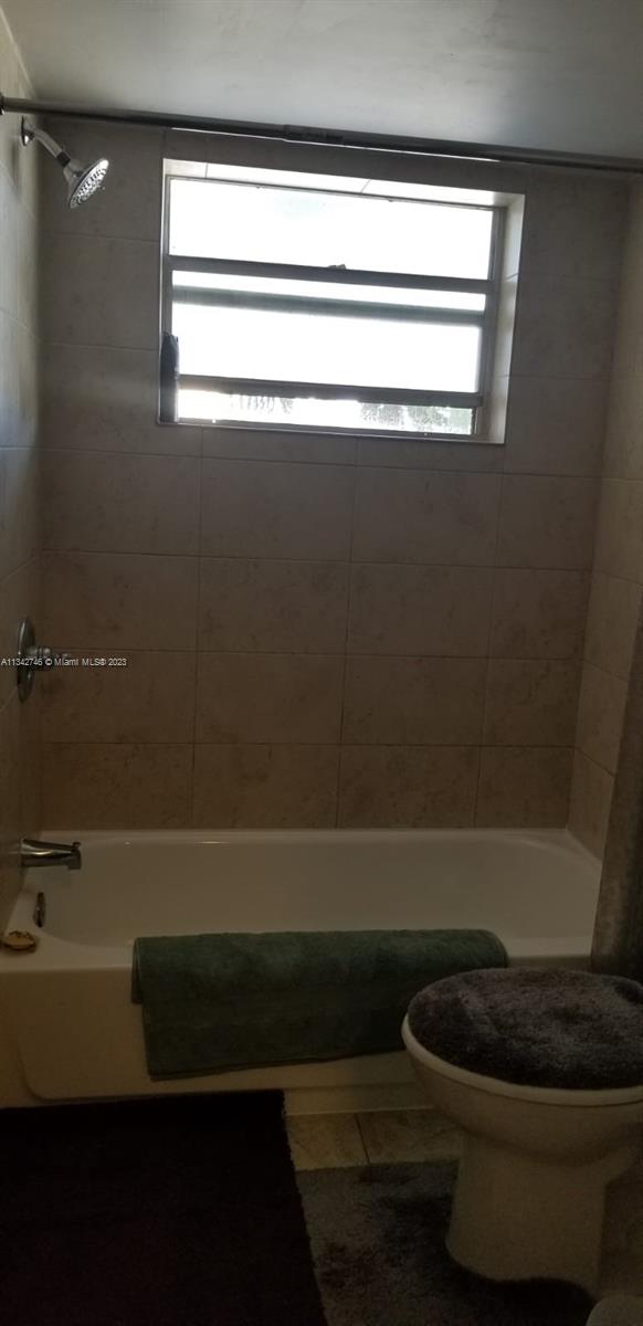 JADE WINDS GROUP ALLAMAND - Residential