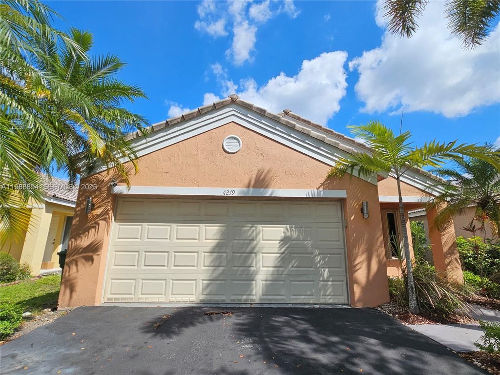 Photo of 4279 Greenbriar Ln #1, Weston, FL 33331 (MLS # A11988854)