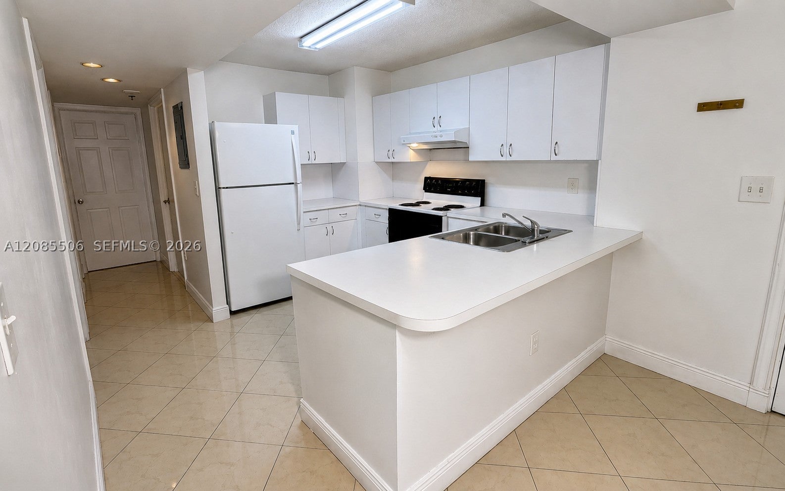 104 SW 9th St 1403
