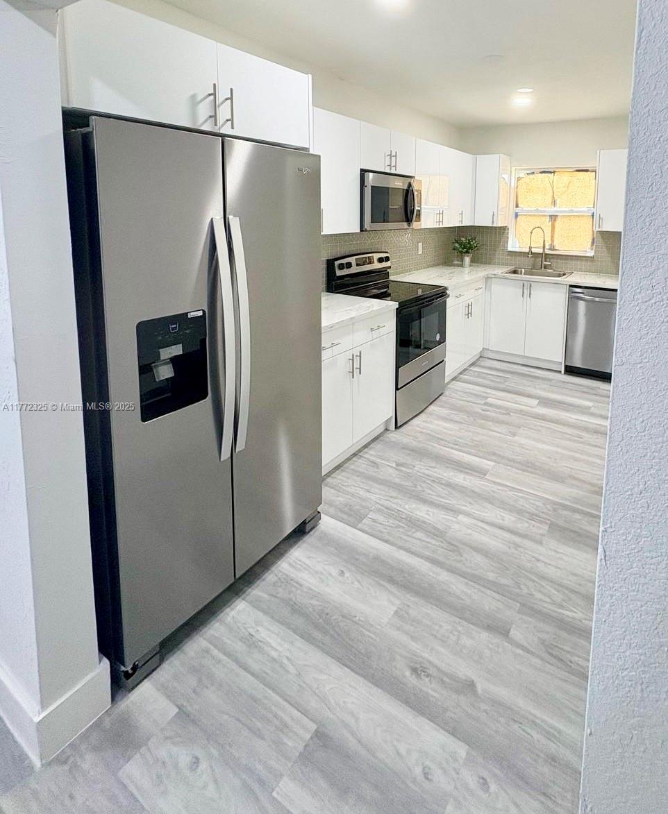 427 NW 18th Ave